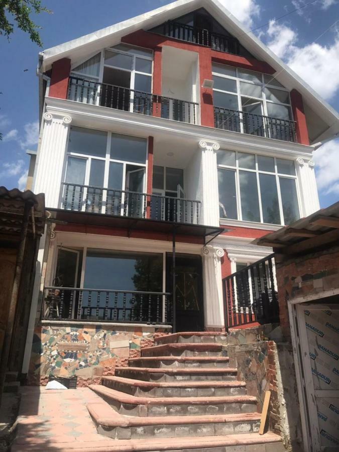 Hotel Nadikvari Тбилиси Екстериор снимка
