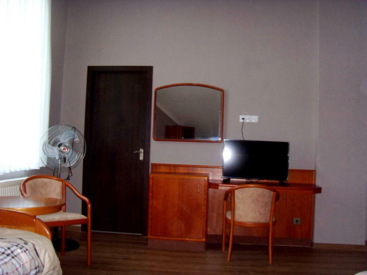 Hotel Nadikvari Тбилиси Екстериор снимка