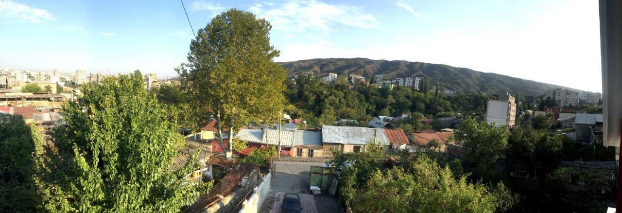 Hotel Nadikvari Тбилиси Екстериор снимка